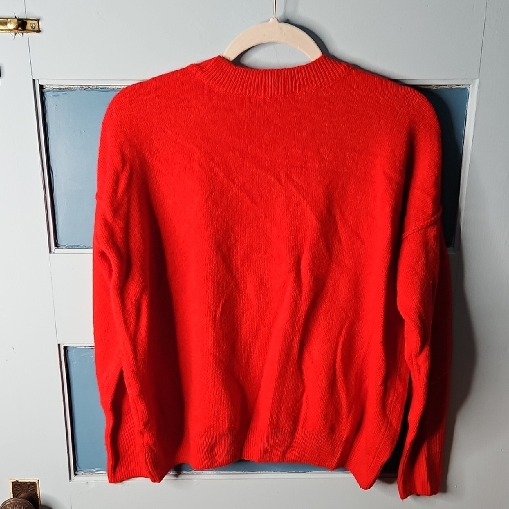 🤶🧑🏼‍🎄Vince Camuto Red "Merry" Holiday Sweater - Picture 4 of 8